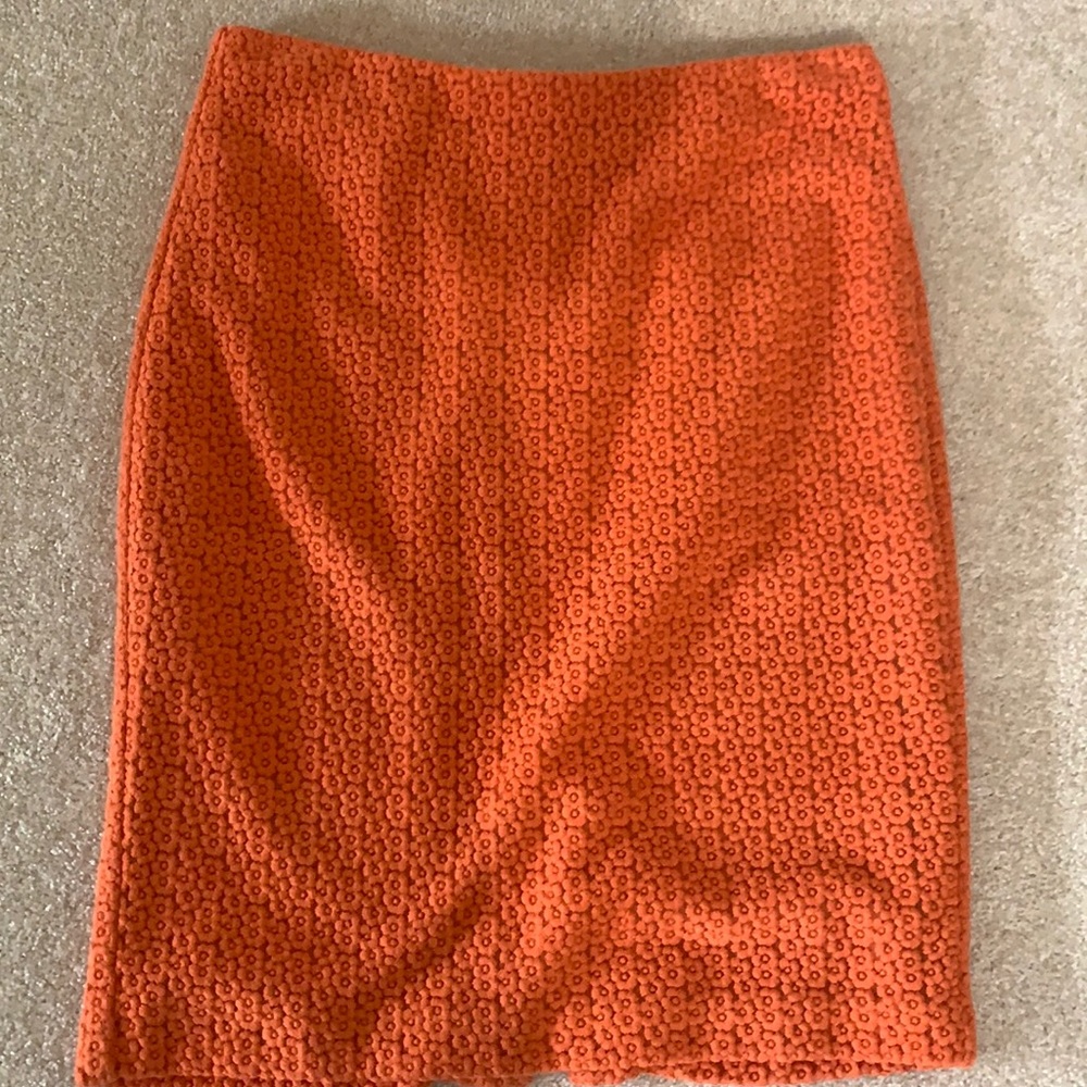 Ann Taylor size 6 orange skirt